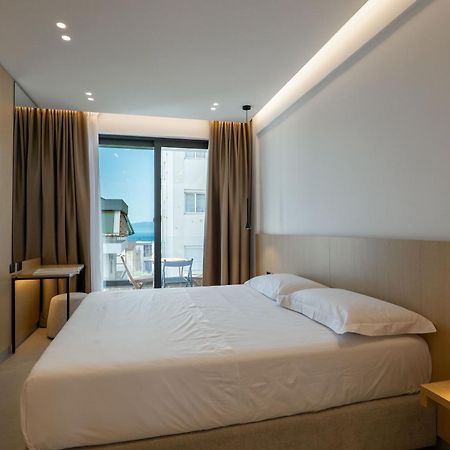 Austin Boutique Hotel Sarandë エクステリア 写真