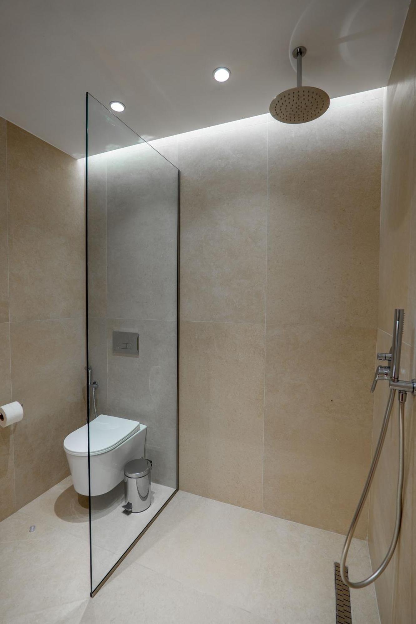Austin Boutique Hotel Sarandë エクステリア 写真