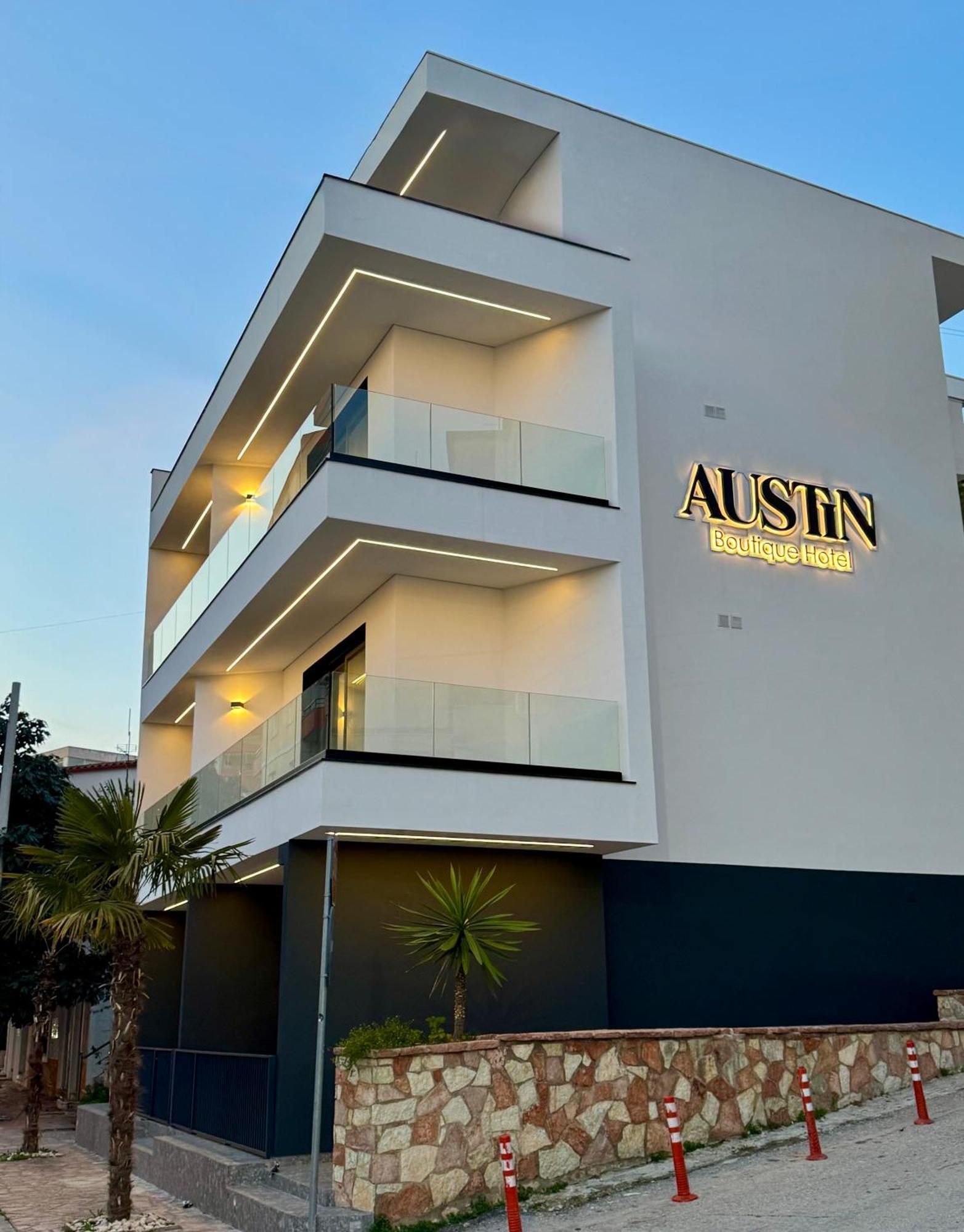Austin Boutique Hotel Sarandë エクステリア 写真